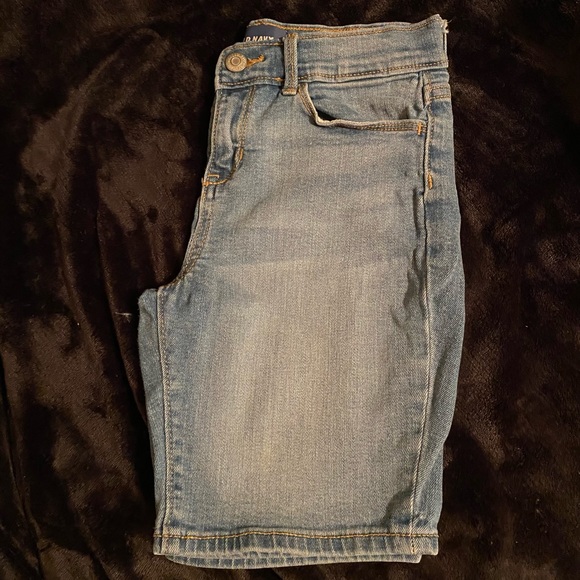 Old Navy Jean Bermuda Shorts - Picture 2 of 6